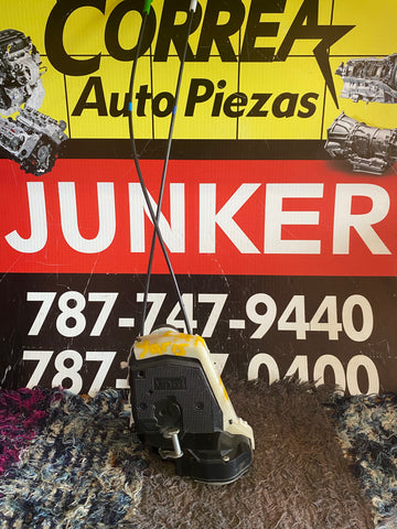 Cerradura Izq Tras Toyota Yaris/Mazda 2 16-20