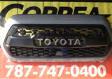Parrilla Toyota Tacoma 16-20