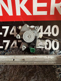 Maquinaria de Cristal Izq Del Nissan NV200 13-19