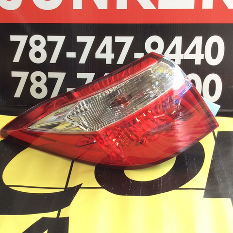 Foco Trasero izq Toyota Corolla Sedan 14-16