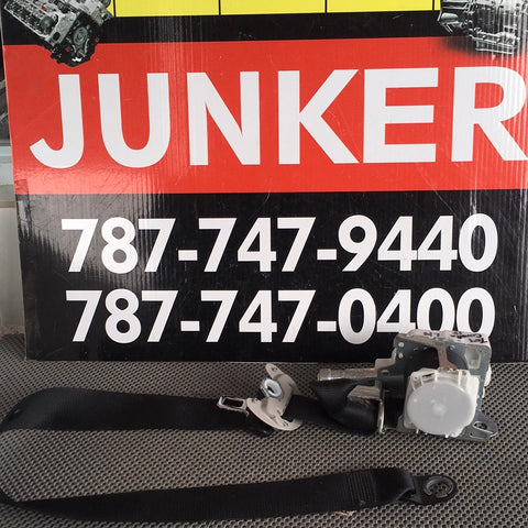 Cinturón izq Toyota Corolla 14-19