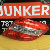 Foco Trasero der Mercedes Benz C Sedan 08-11