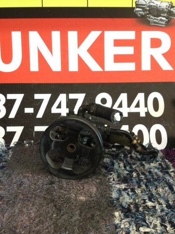 Bomba Power Steering Toyota Tacoma 05-15