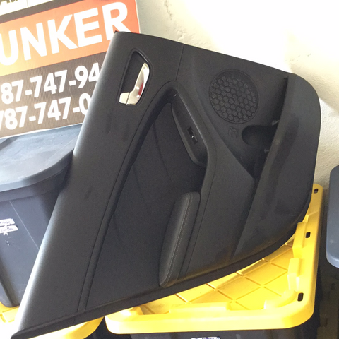 Paño puerta tras Lh Kia Forte18