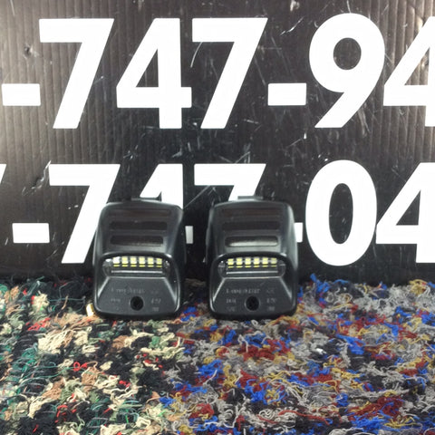 Luz para matrícula Toyota Tacoma/Tundra 00-15