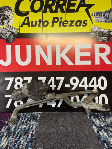 Maquinaria de Wiper Toyota Yaris 12-18