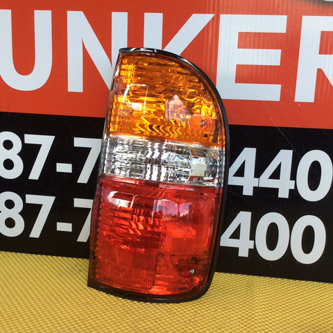 Foco Trasero der Toyota Tacoma 01-04