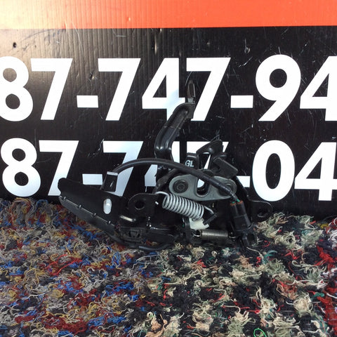 Cerradura de Bonete Toyota Corolla 19-21