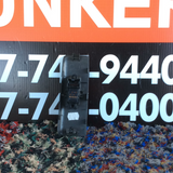 Control de Ventana izq Nissan Frontier 05-19