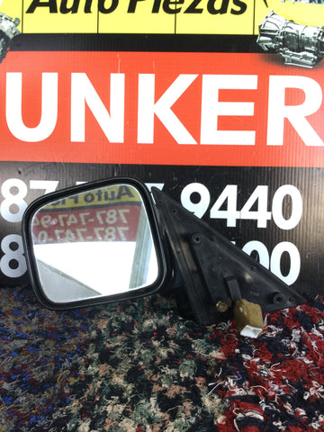 Retrovisor izq Isuzu Trooper 92-02