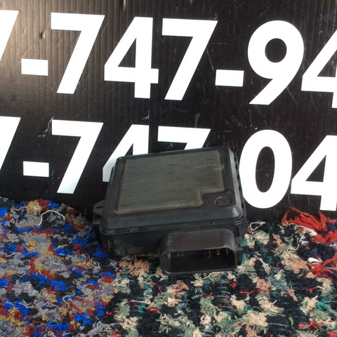 Módulo de Control Chasis Toyota Sienna 14-16