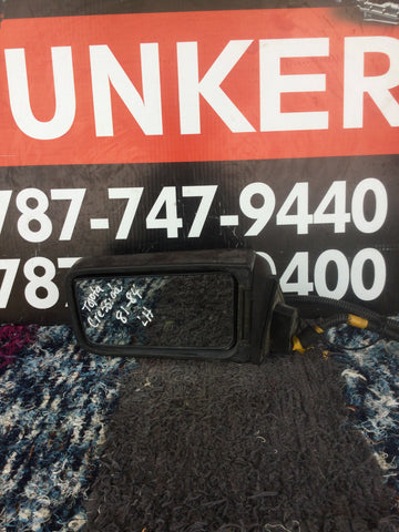 Retrovisor izq Toyota Cressida 81-84
