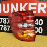 Foco Trasero izq Toyota Sequoia 01-04