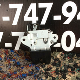 Cerradura Baúl Kia Rio 12-18