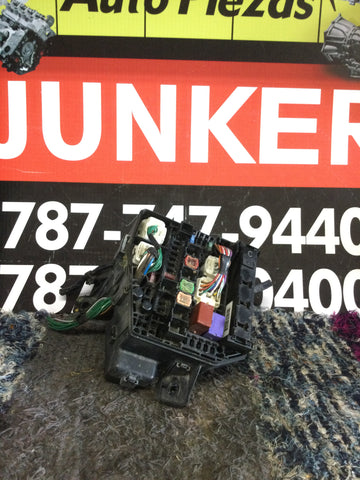 Módulo Caja de Fusibles Toyota Mirai/Scion tC 16-20