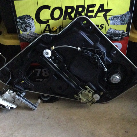 Maquinaria de Puerta Der Jeep Grand Cherokee 11-18