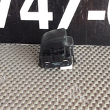 Botón de ventana izq Mitsubishi Galant 99-04