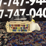 Módulo de Caja de Fusibles Toyota Camry 15-17