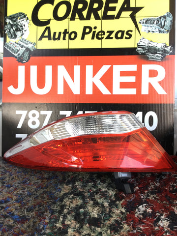 Foco Trasero Izq Toyota Camry 15-17
