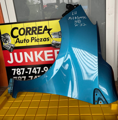 Guardalodo Izq Mitsubishi Mirage G4  21-22