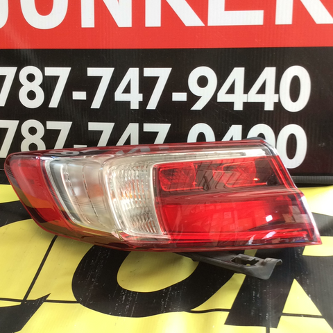 Foco Trasero izq Acura ILX 16-18