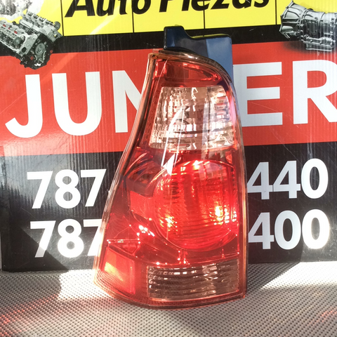 Foco Trasero izq Toyota 4Runner 03-05