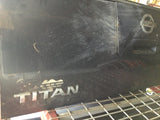 Compuerta Nissan Titán 04-15