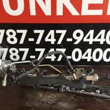 Flautas (arriba y abajo) e inyectores Toyota Corolla 21-23