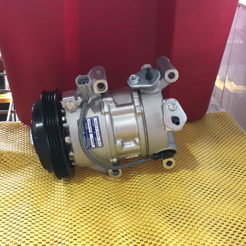 Compresor Toyota Yaris HB 2014-18