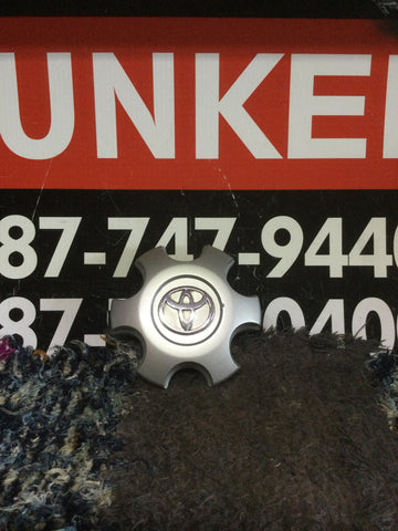 Centro de tapabocina Toyota Tacoma 05-15