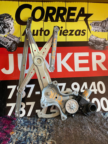 Maquinaria de Cristal Izq Del Toyota CHR 18-21