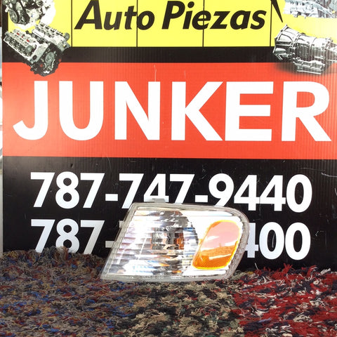 Luz de Señal (S.L.) izq Toyota Corolla 01-02