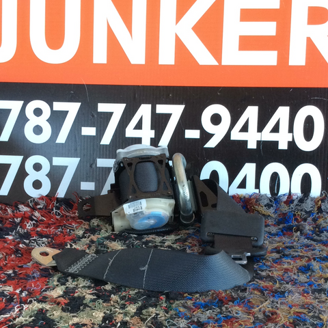 Cinturón der Toyota Camry 18-20