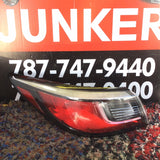 Foco Trasero izq Toyota Yaris/Mazda 16-20