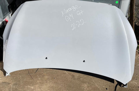 Bonete de Mitsubishi G4 GT 21–22