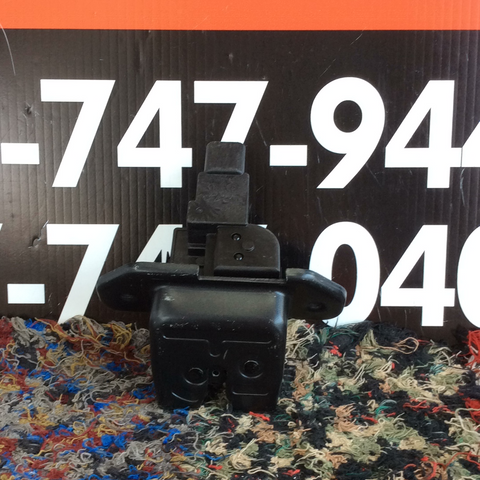 Cerradura de Baúl Kia Soul 20-21