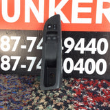 Master Control izq Nissan NV200 14-19