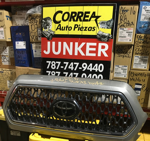 Parrilla Toyota Tacoma 16-22