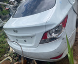 Auto A038 Hyundai Accent blanco 20