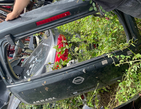 Compuerta Nissan Armada 04-14