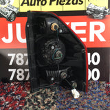 Foco Trasero izq Mitsubishi Montero 03-06