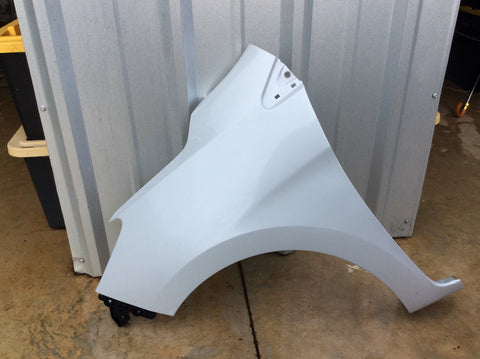 Guardalodo izq Mitsubishi Mirage G4 Sedan 21-22