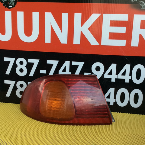 Foco Trasero izq Toyota Corolla 98-02