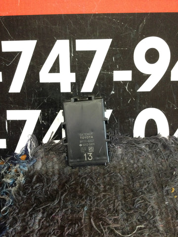 Módulo Network Gateway Toyota Rav4 16-18