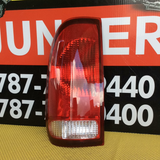 Foco Trasero izq Ford F-150/250 97-03