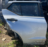 Puerta derecha trasera de Nissan Kicks 16-20