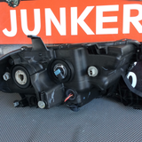 Foco Delantero izq Toyota Tacoma 16-17