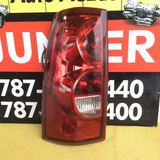 Foco Trasero izq Chevrolet Silverado 03-06