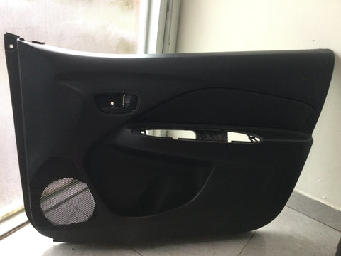 Paño puerta der Toyota Yaris Sedan 07-12