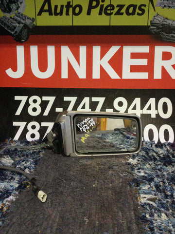 Retrovisor der Nissan Maxima 87-88